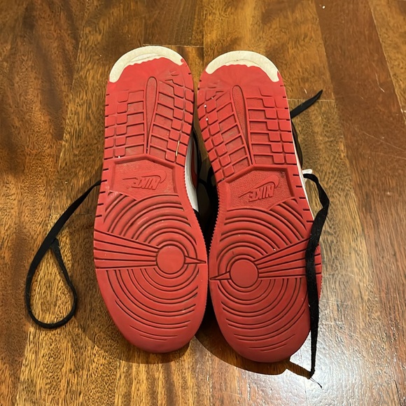 Nike Jordans size 7Y or women’s 8.5 - Picture 5 of 5